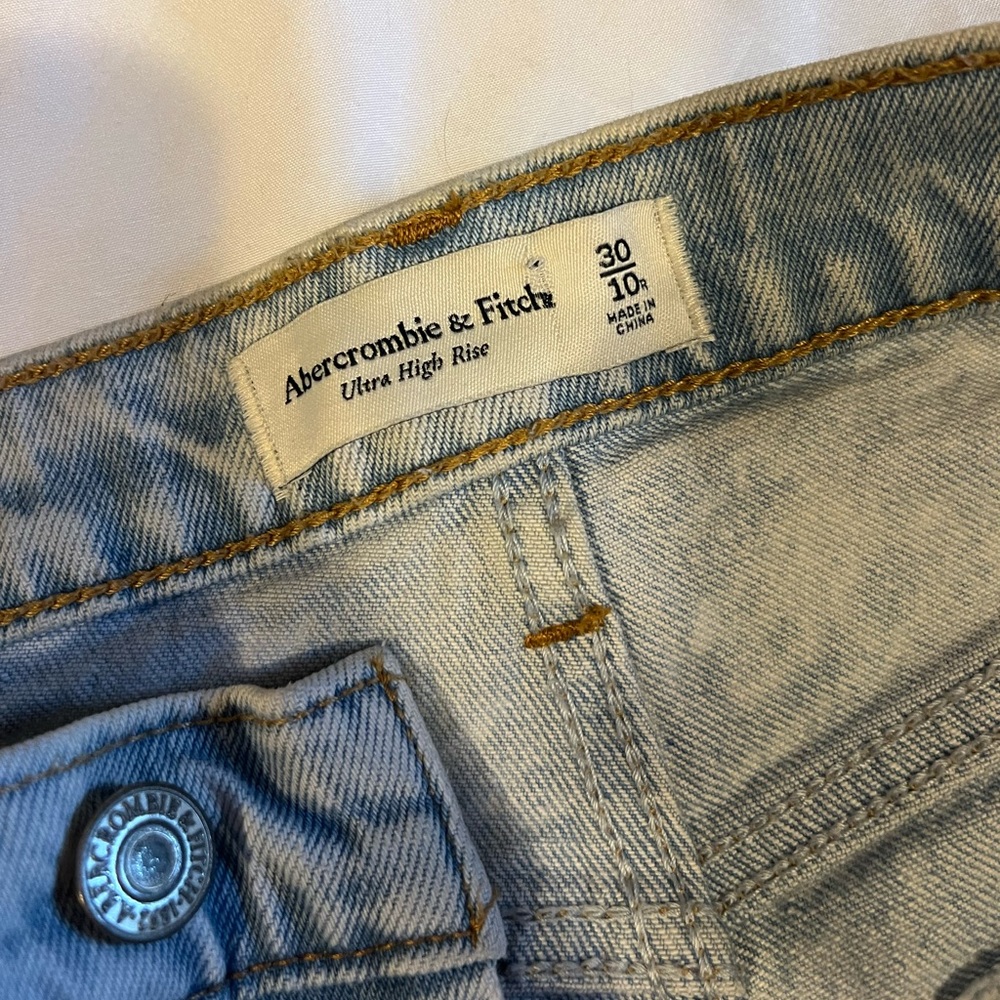 Abercrombie 90s relaxed jeans